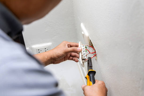 Best Local Electrician Companies  in Cambridge, NE